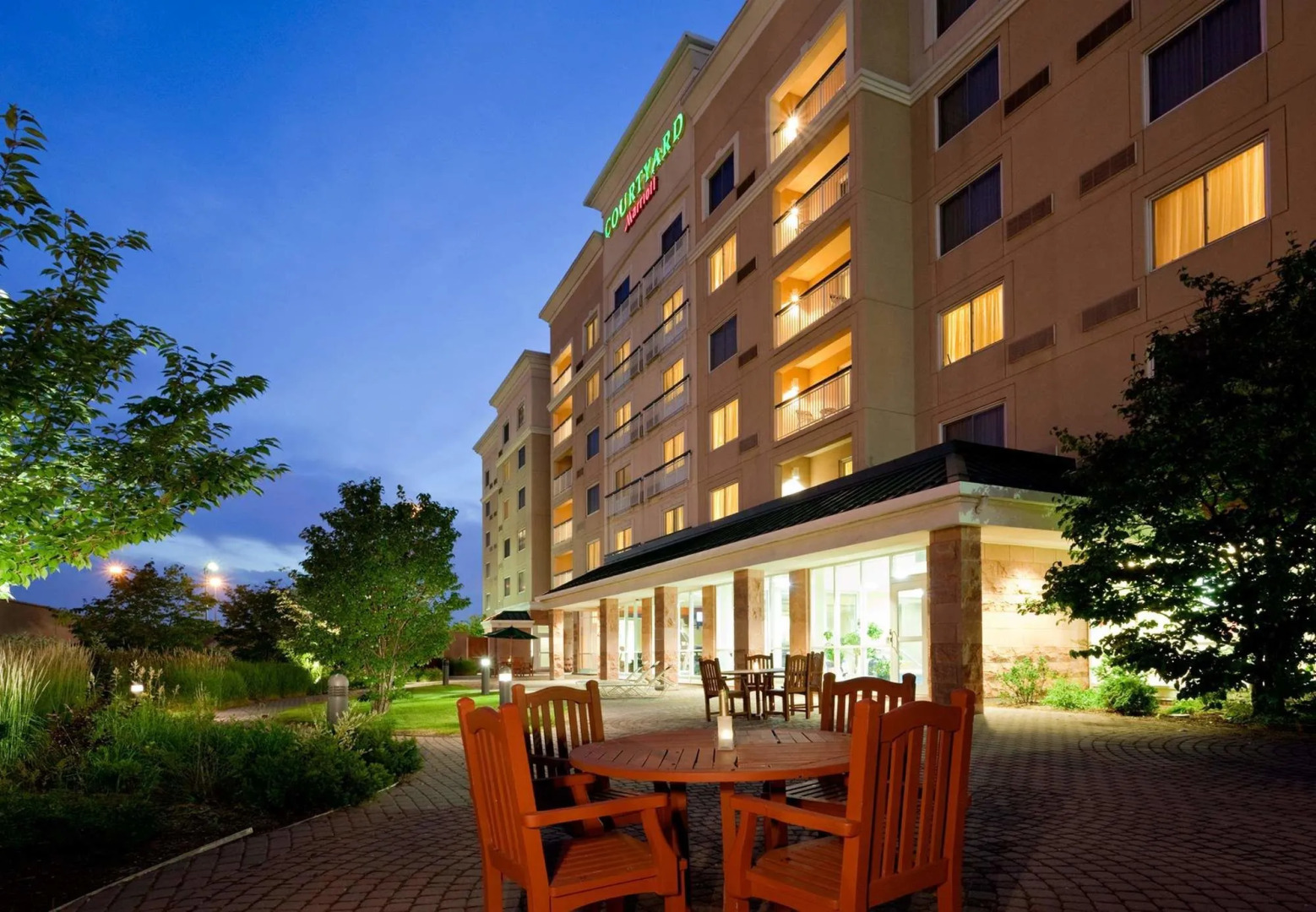 Courtyard by Marriott Toronto Markham