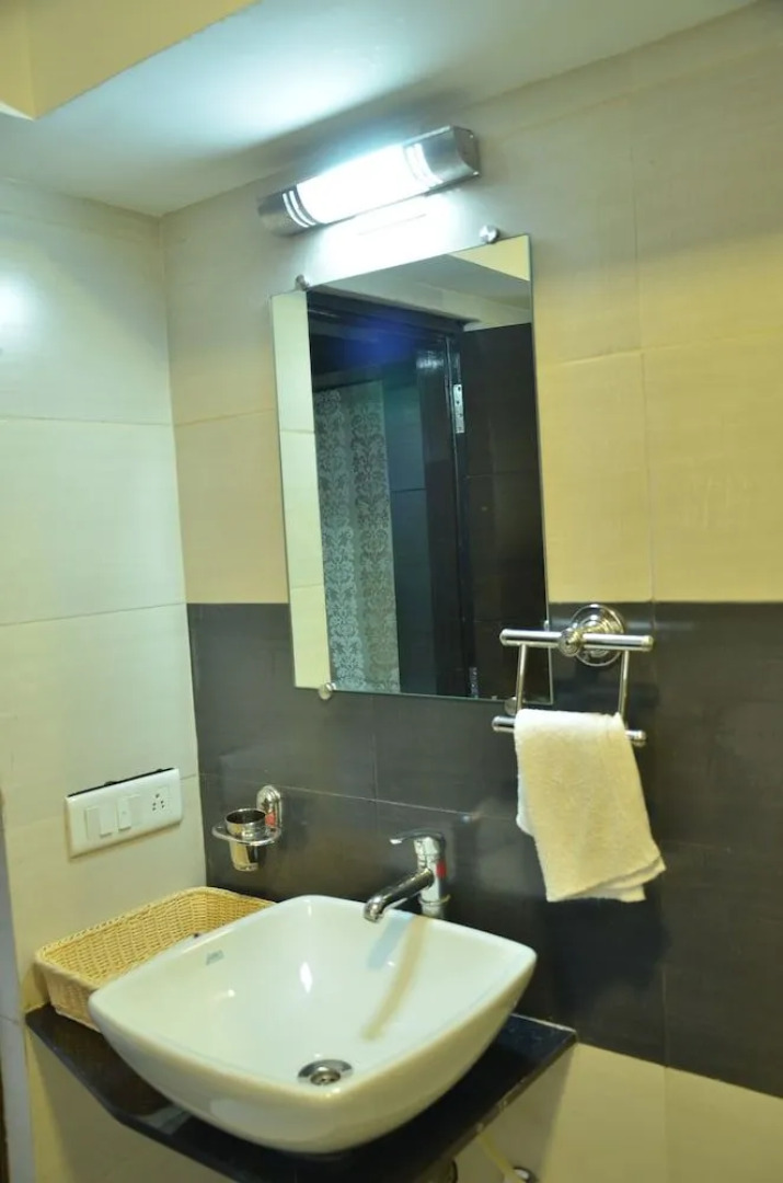 The Metro Park Hotel