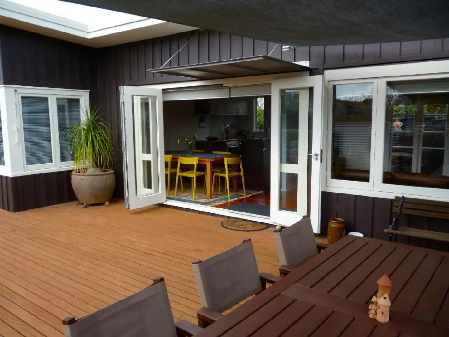 Tymeout - Athenree Accommodation