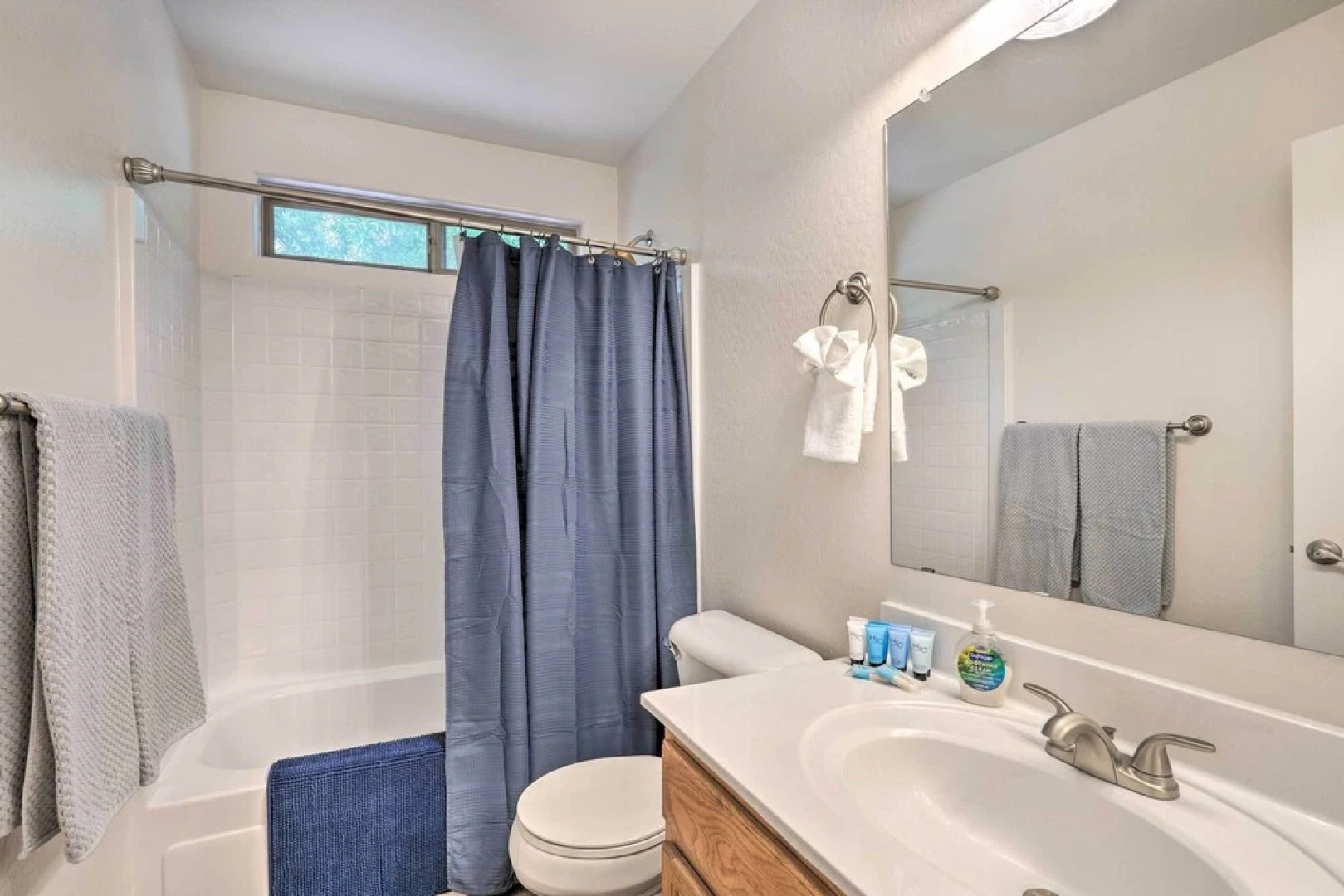 Avondale Home w/ Pool, 5 Mi to State Farm Stadium!