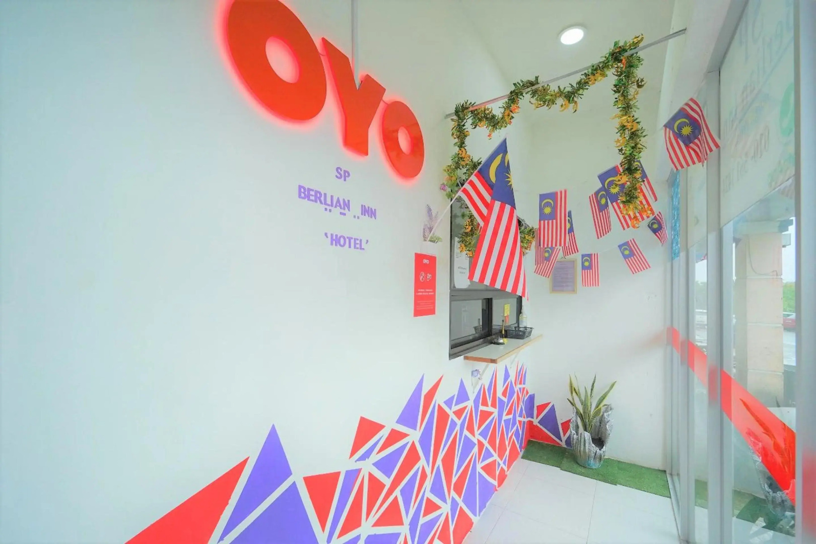 OYO 89820 Sp Berlian Inn