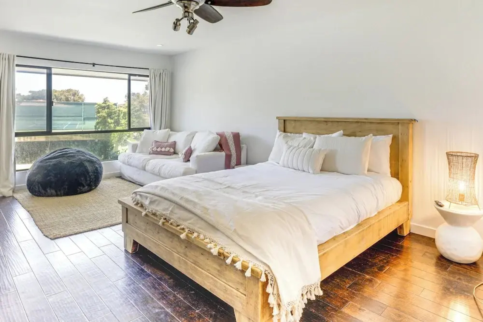 Resort Perks, Ocean Access: Solana Beach Townhome!