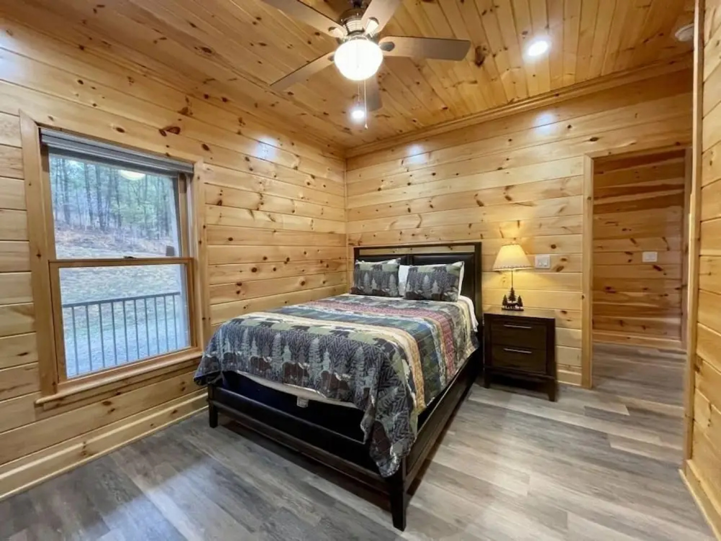 Peaceful family cabin near fishing with over 100 acres of mountain and field trails to explore! 2 Bedroom Cabin by RedAwning