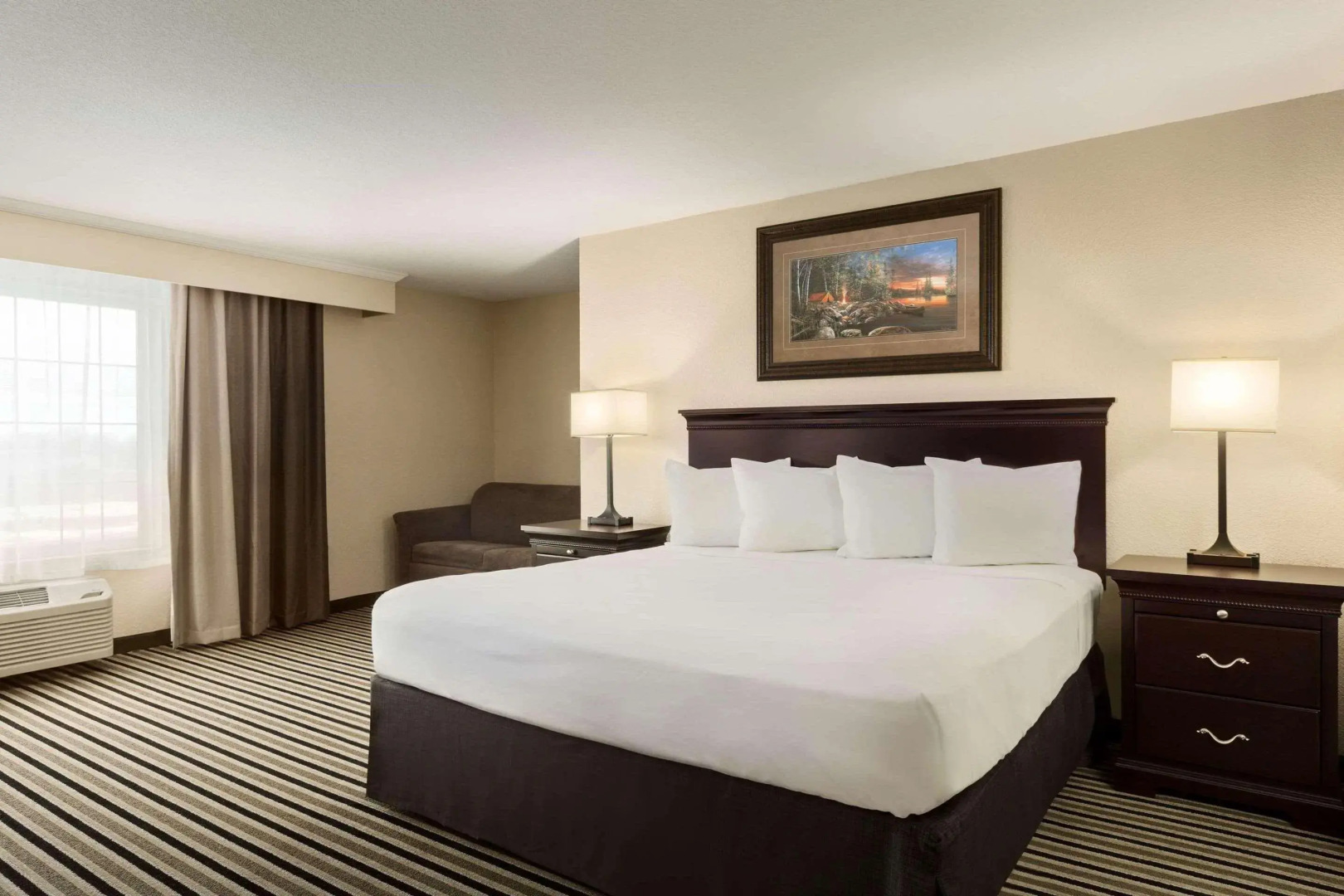 Country Inn & Suites By Carlson, Little Falls, MN