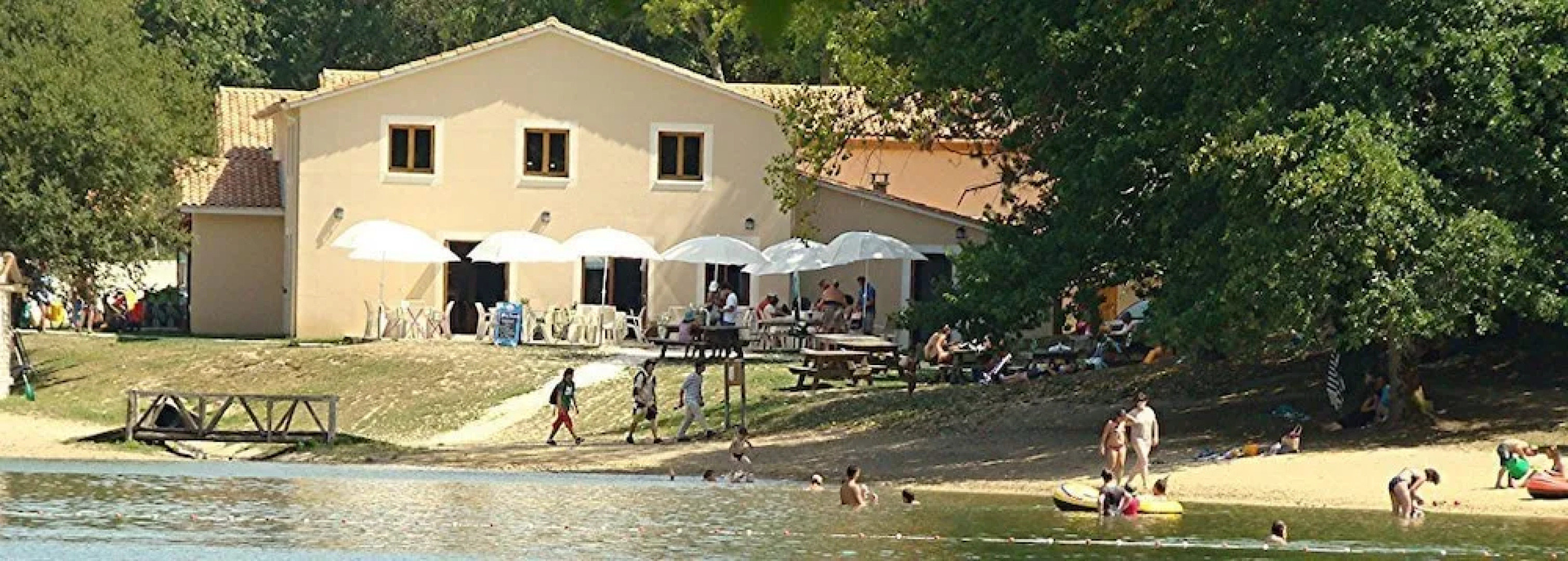 Etang Vallier Resort