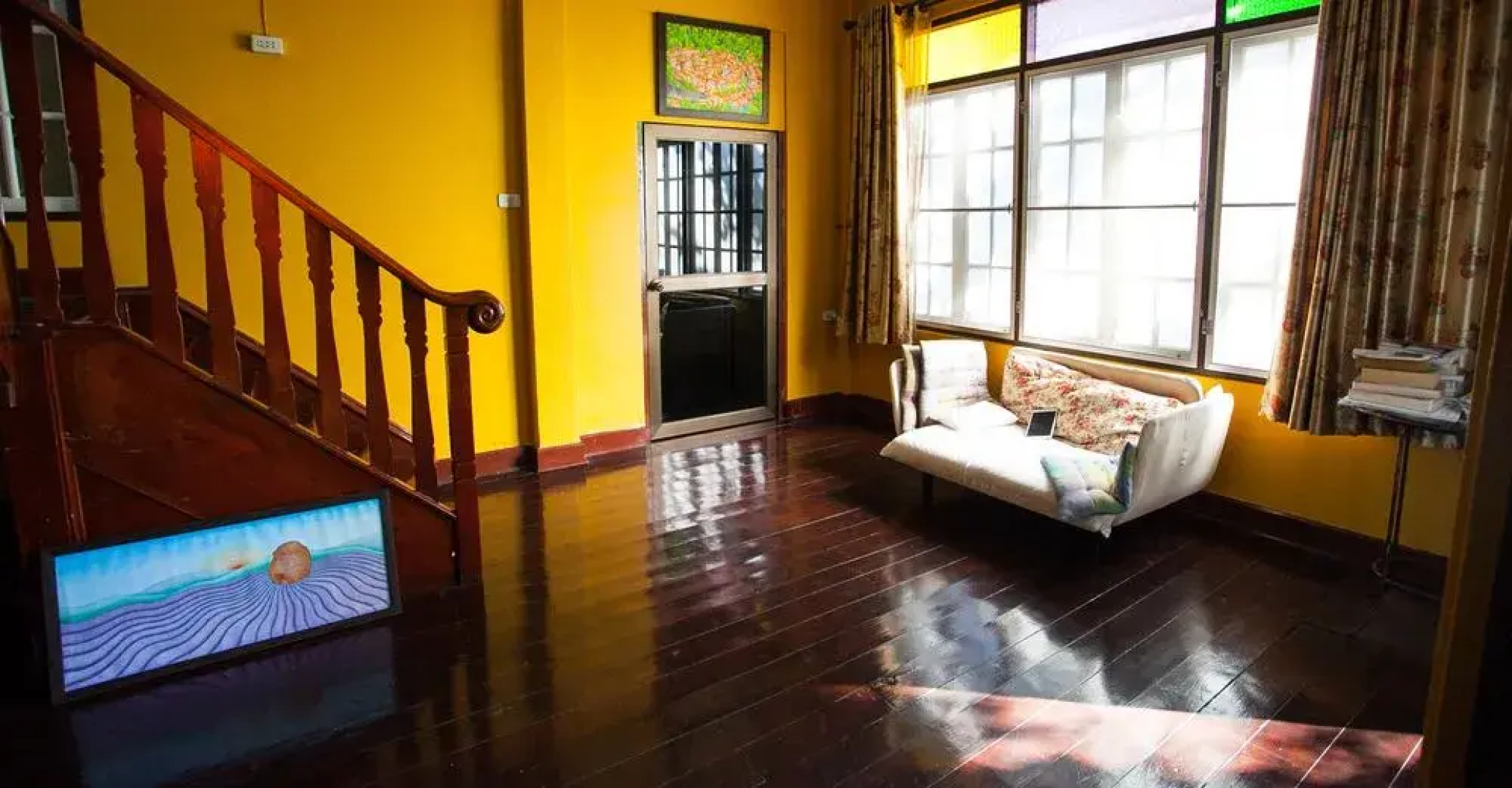 The Gallery 24, Art Cafe Guesthouse Chiang Mai