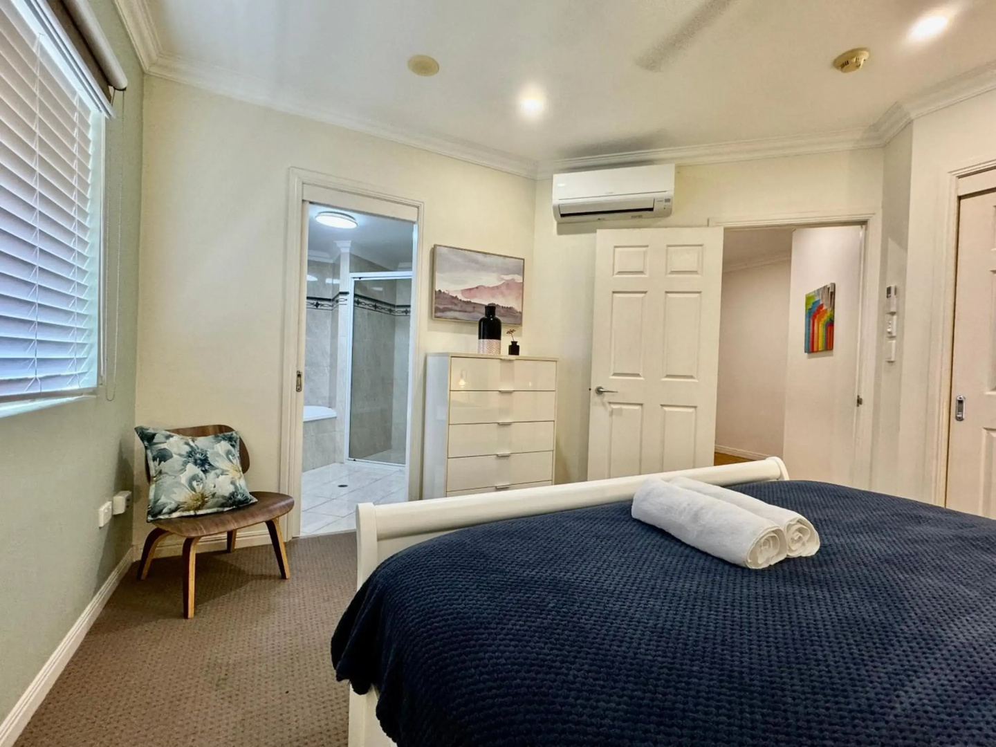 Lighthouse Apartments on The Strand - 2