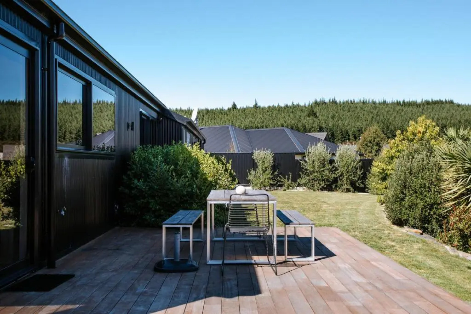 Minaret Ridge - Sleeps 8 - Mountain Views