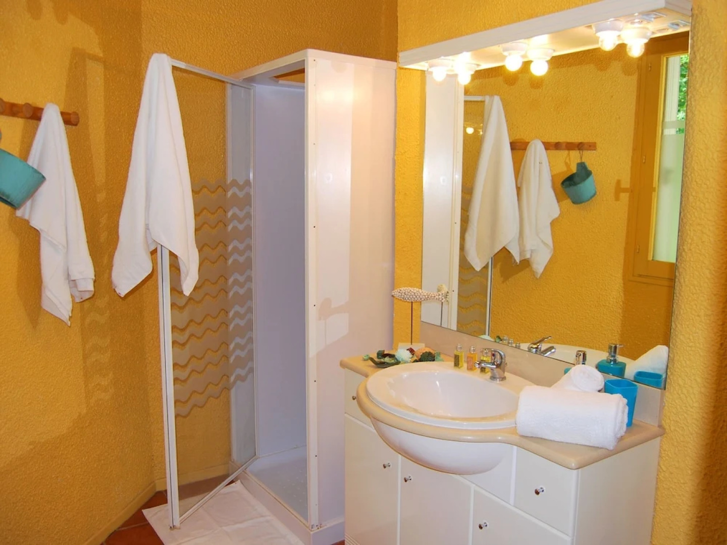 Cozy House With Covered Terrace