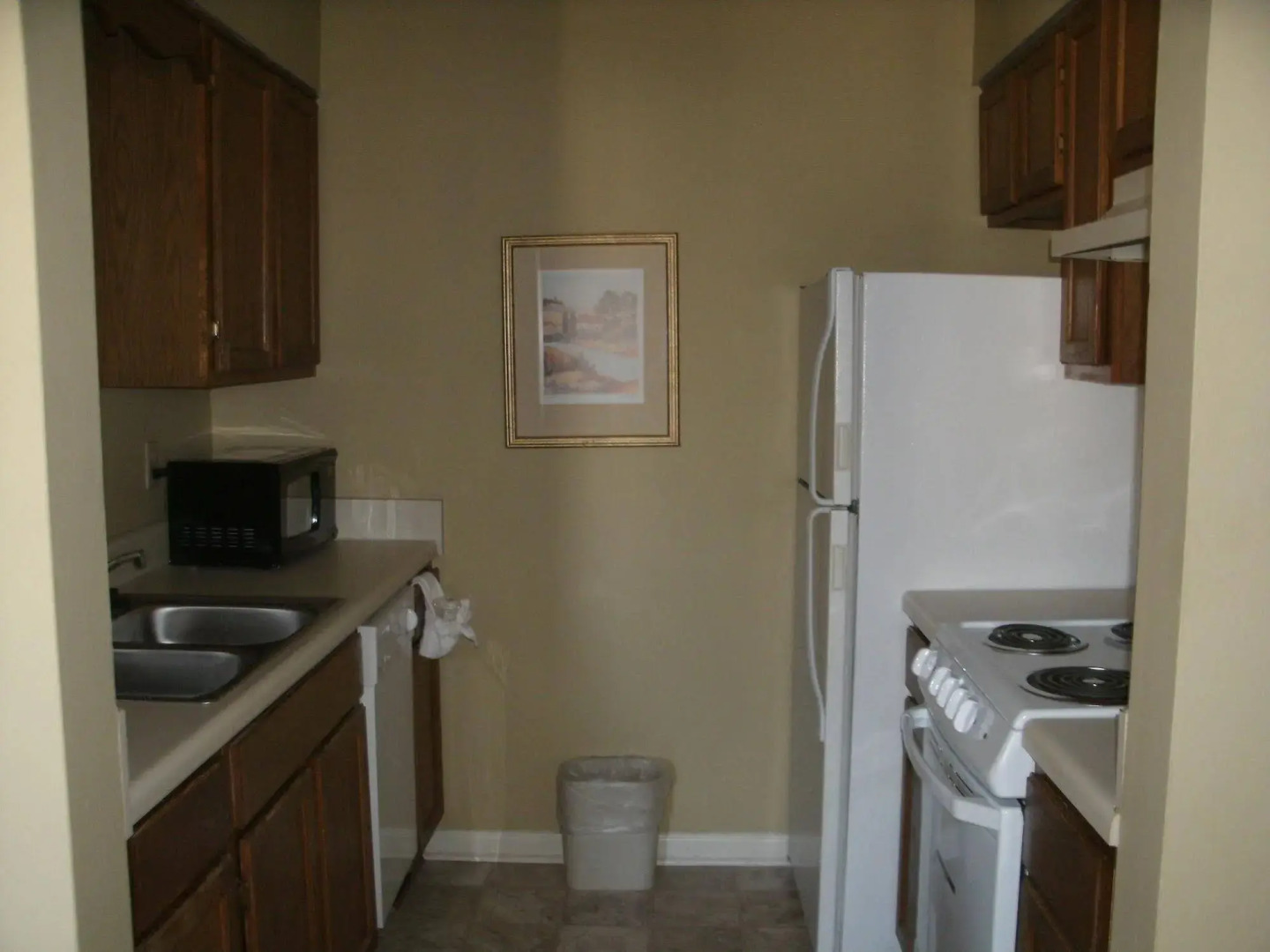 The Admiralty Suites & Inn Memphis Millington