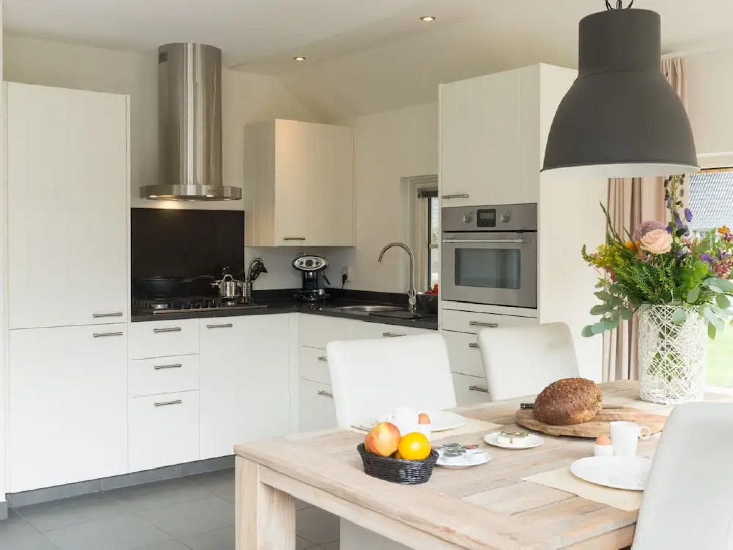 Relaxing Sauna Villa Retreat