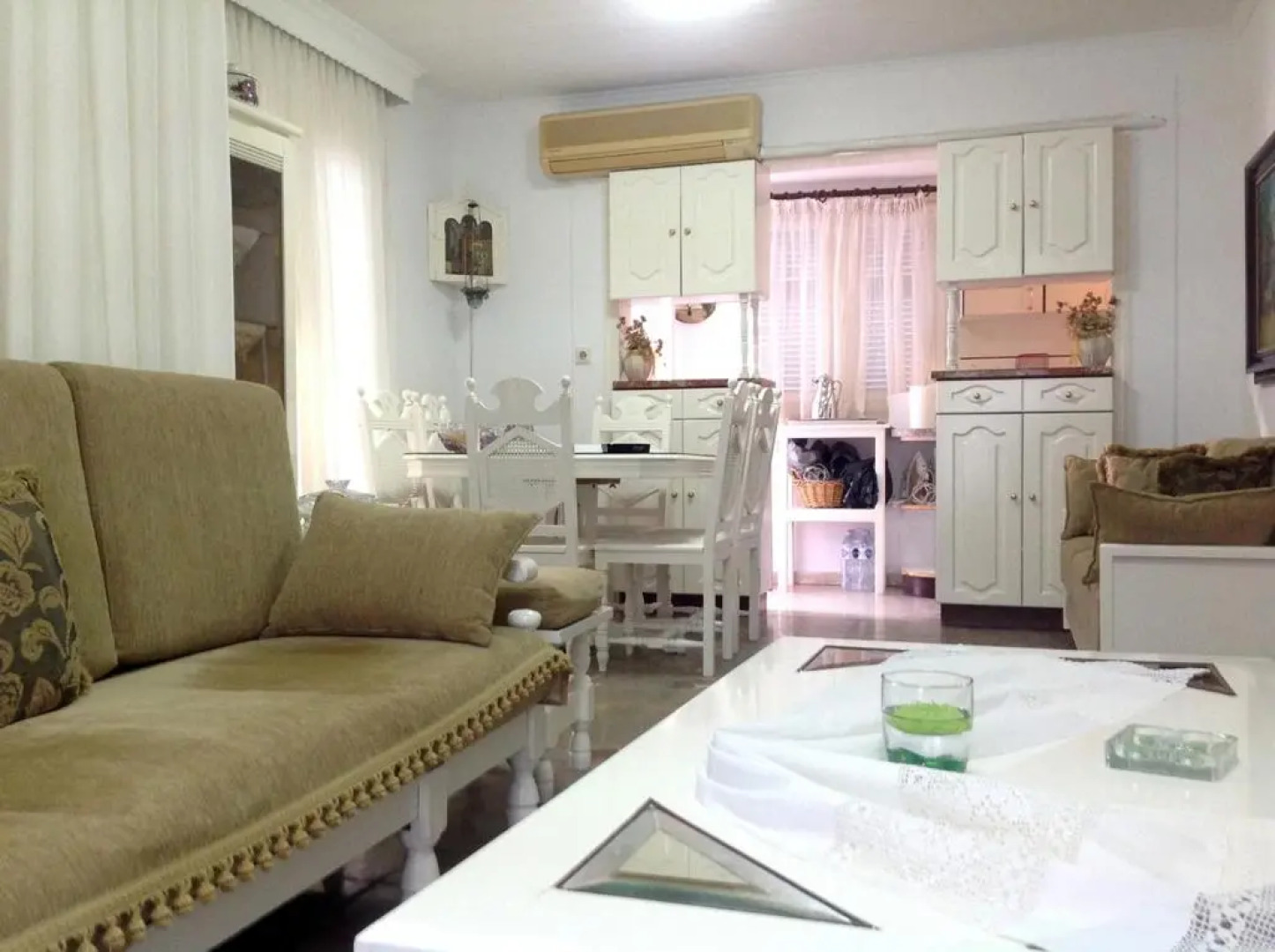 Villa Fofo - Beautiful Sea Front Villa with 650m2 garden