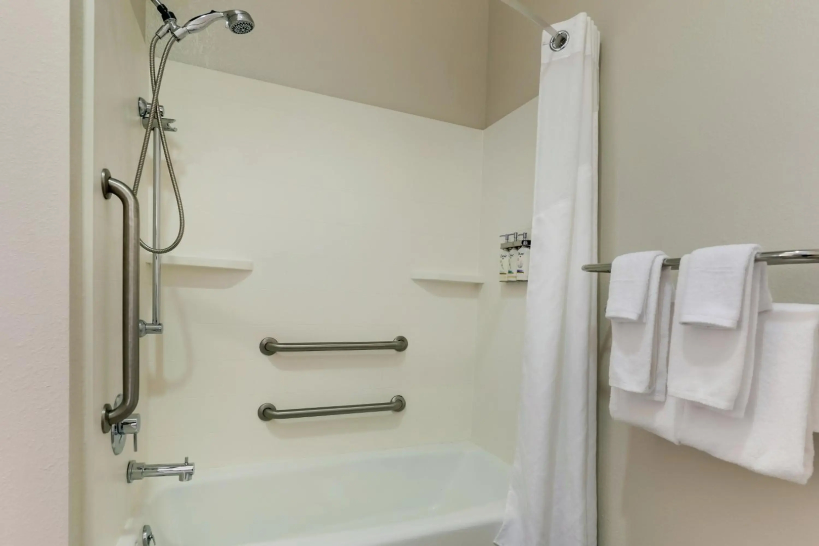 Holiday Inn Express Leland - Wilmington Area by IHG