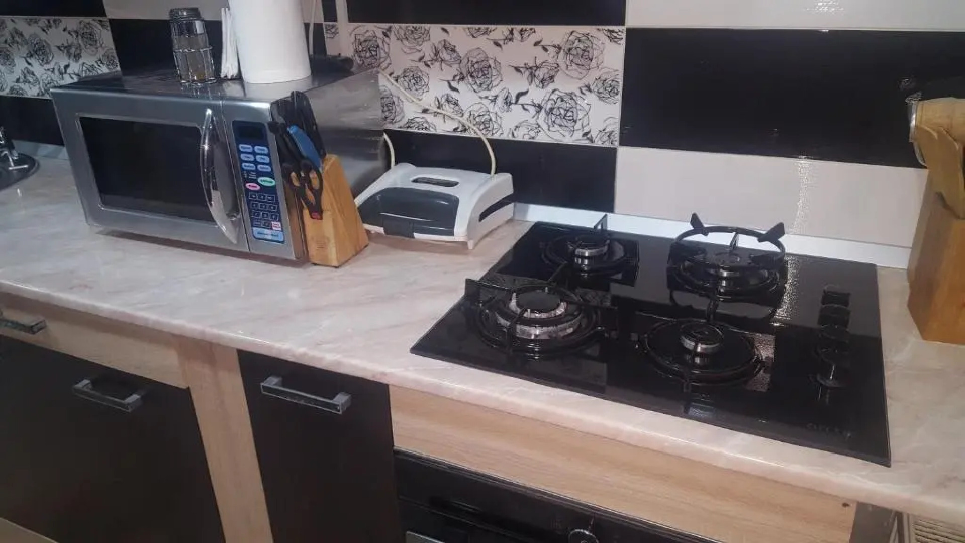 Apartament Cosmin Strada Rozelor Etaj 4