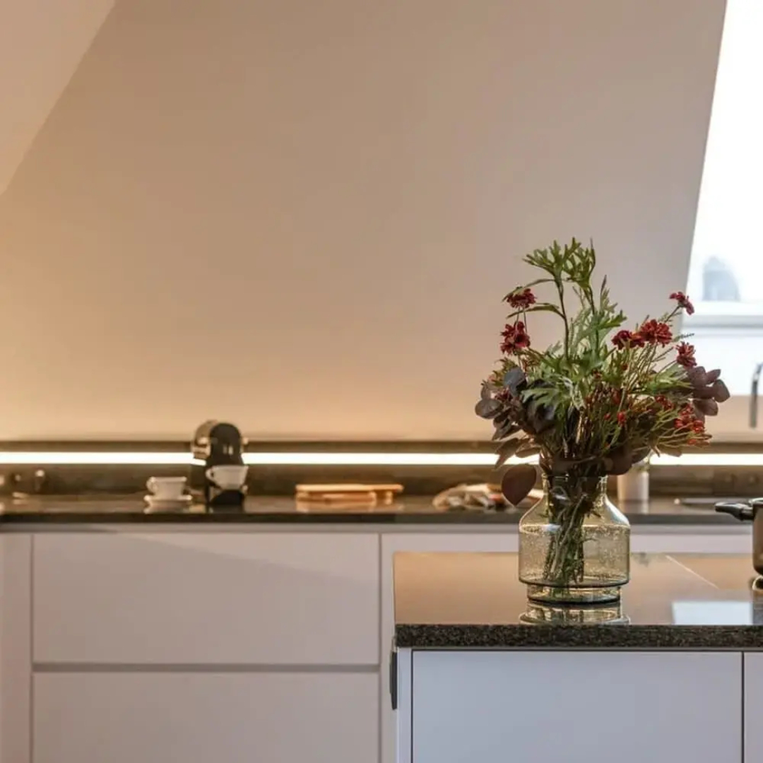 Luxurious Apartment With Parking