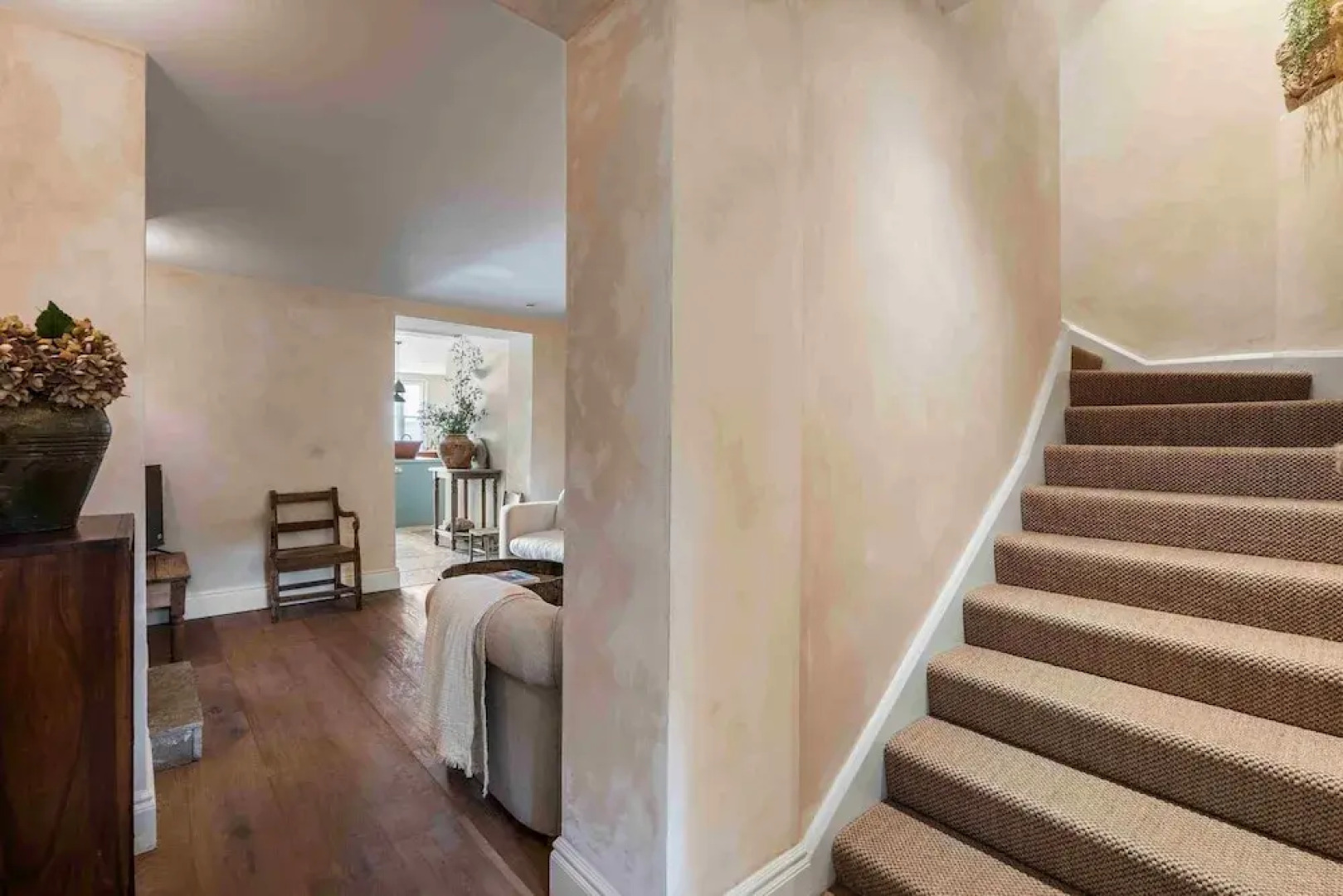 Chantry House With Free Parking By My Getaways