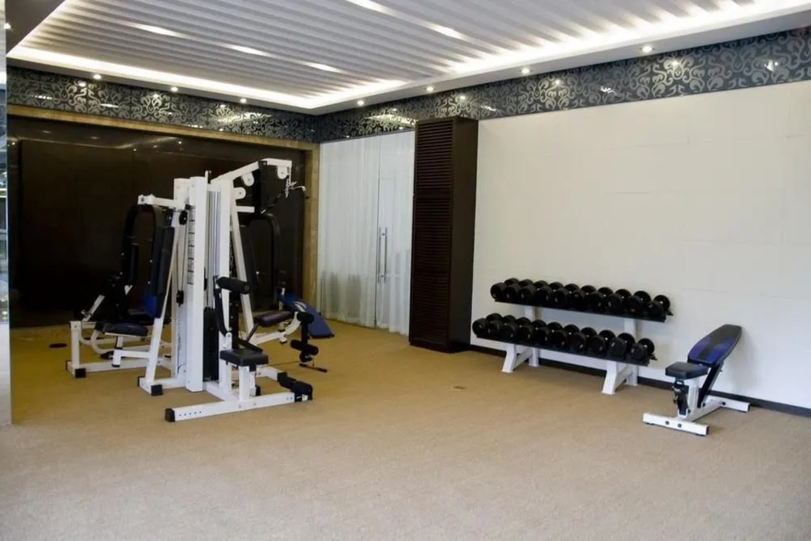 Zhongshan Huahong Aparthotel