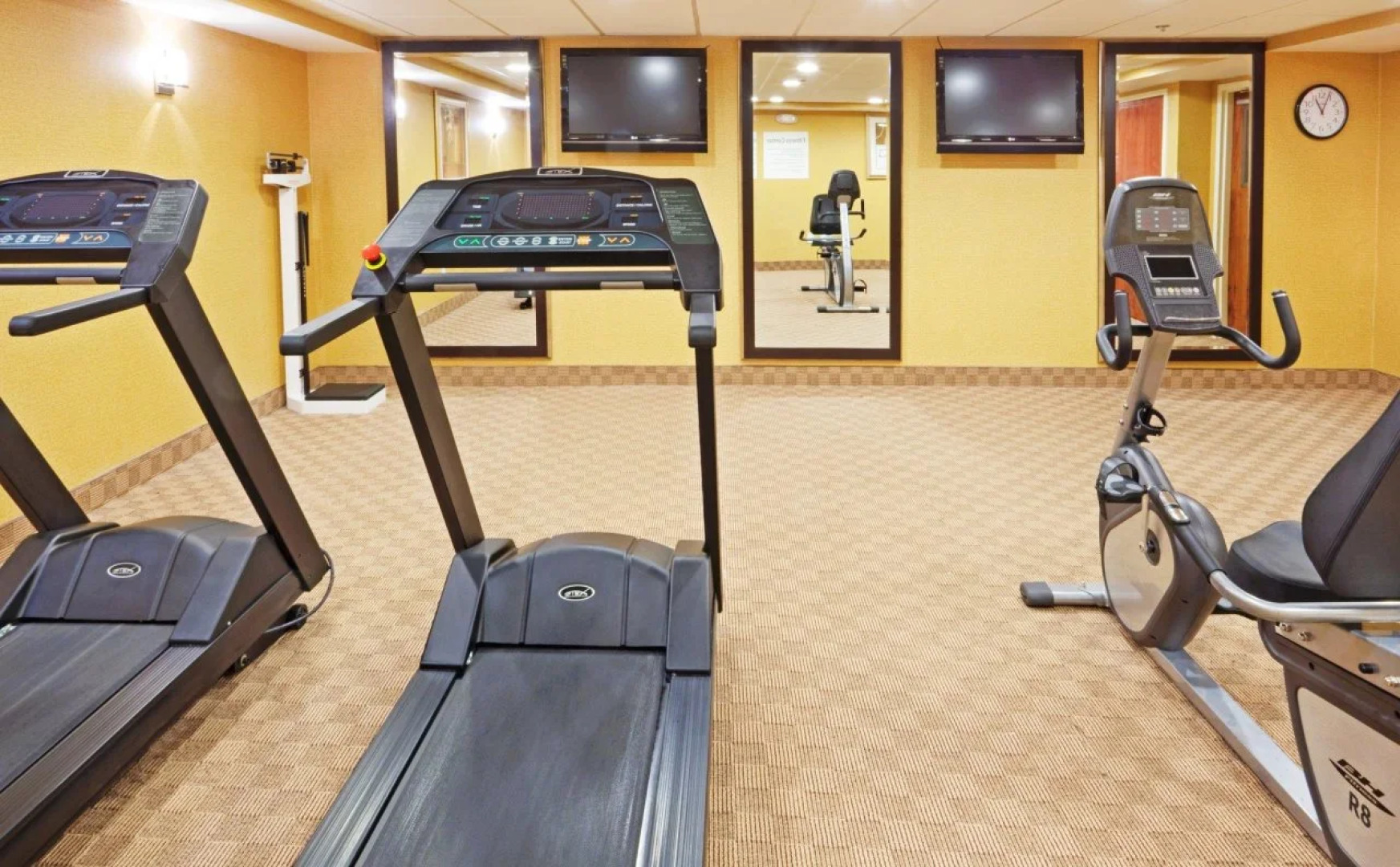 Holiday Inn Express Boston - Saugus by IHG