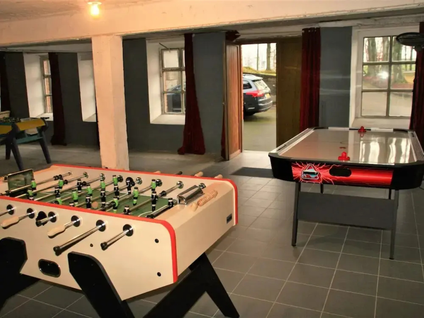 Vintage Farmhouse With Garden, Roofed Terrace