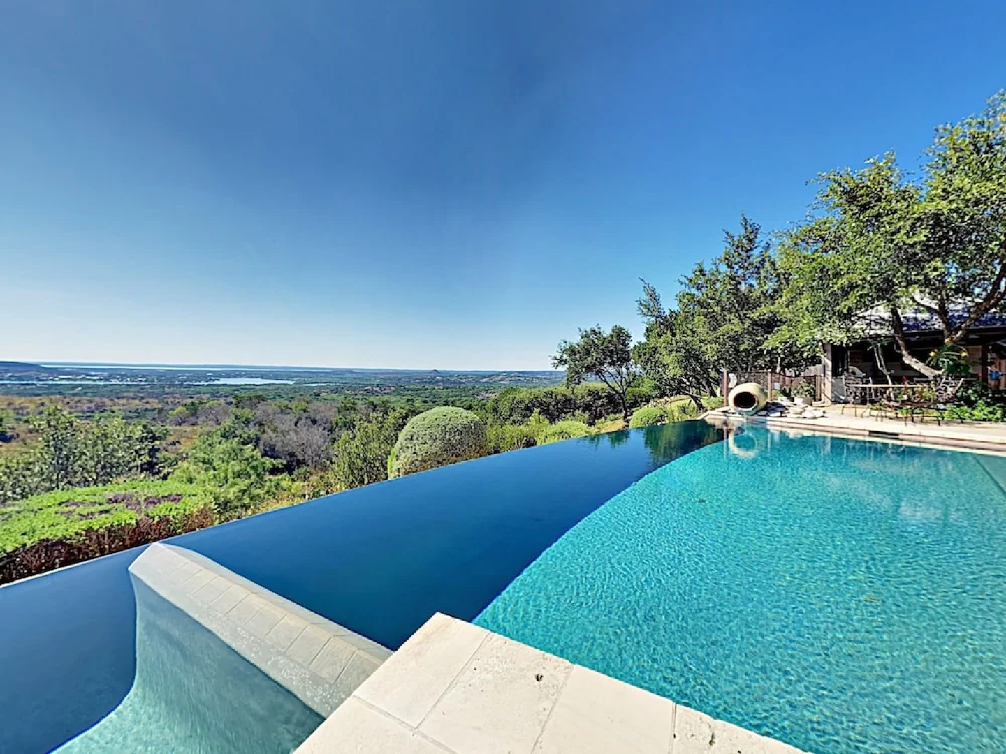 206 Vista Hermosa Home - 3 Br home by RedAwning