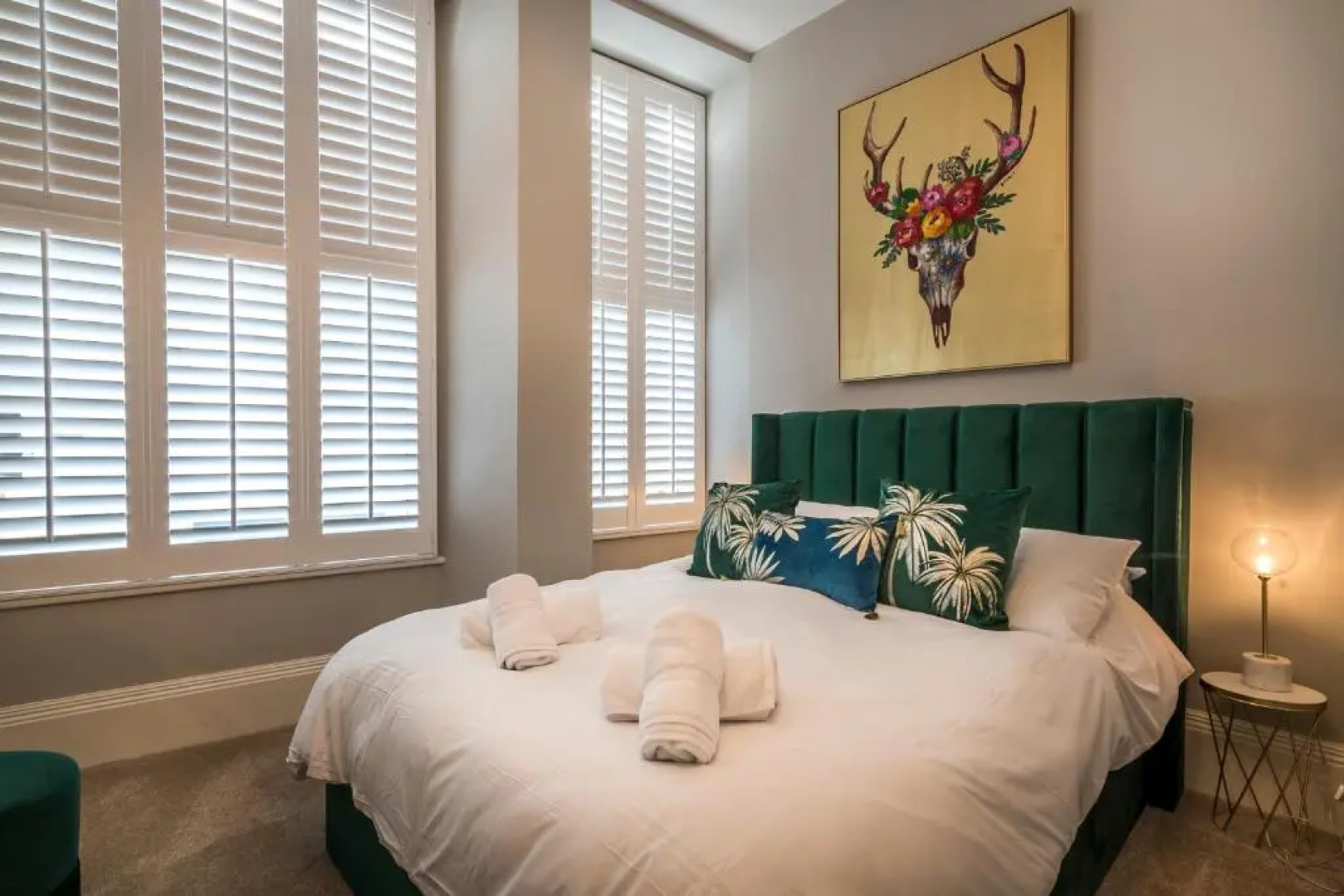 Pieces of Eight - 2 Bedroom Apartment - Tenby - (Windsor House)