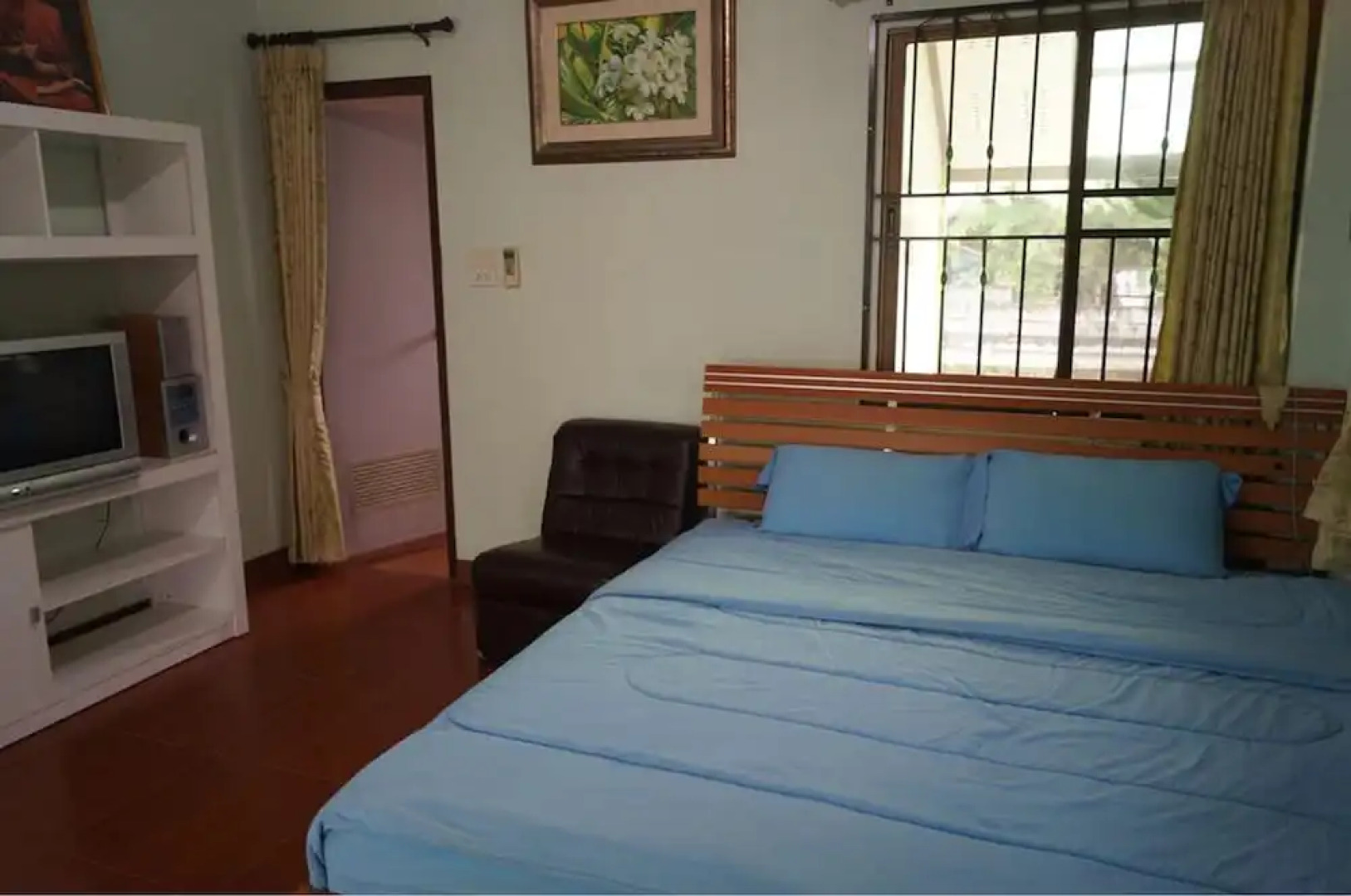 Three Moons Homestay