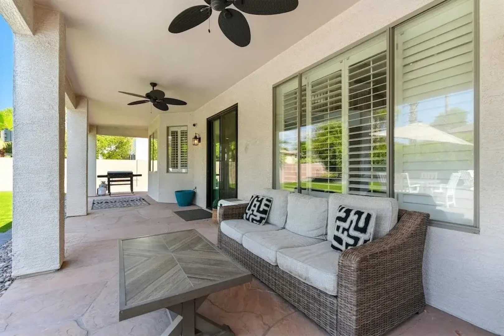 Splash Canyon - Splash Pad & Tons of Games - Gym