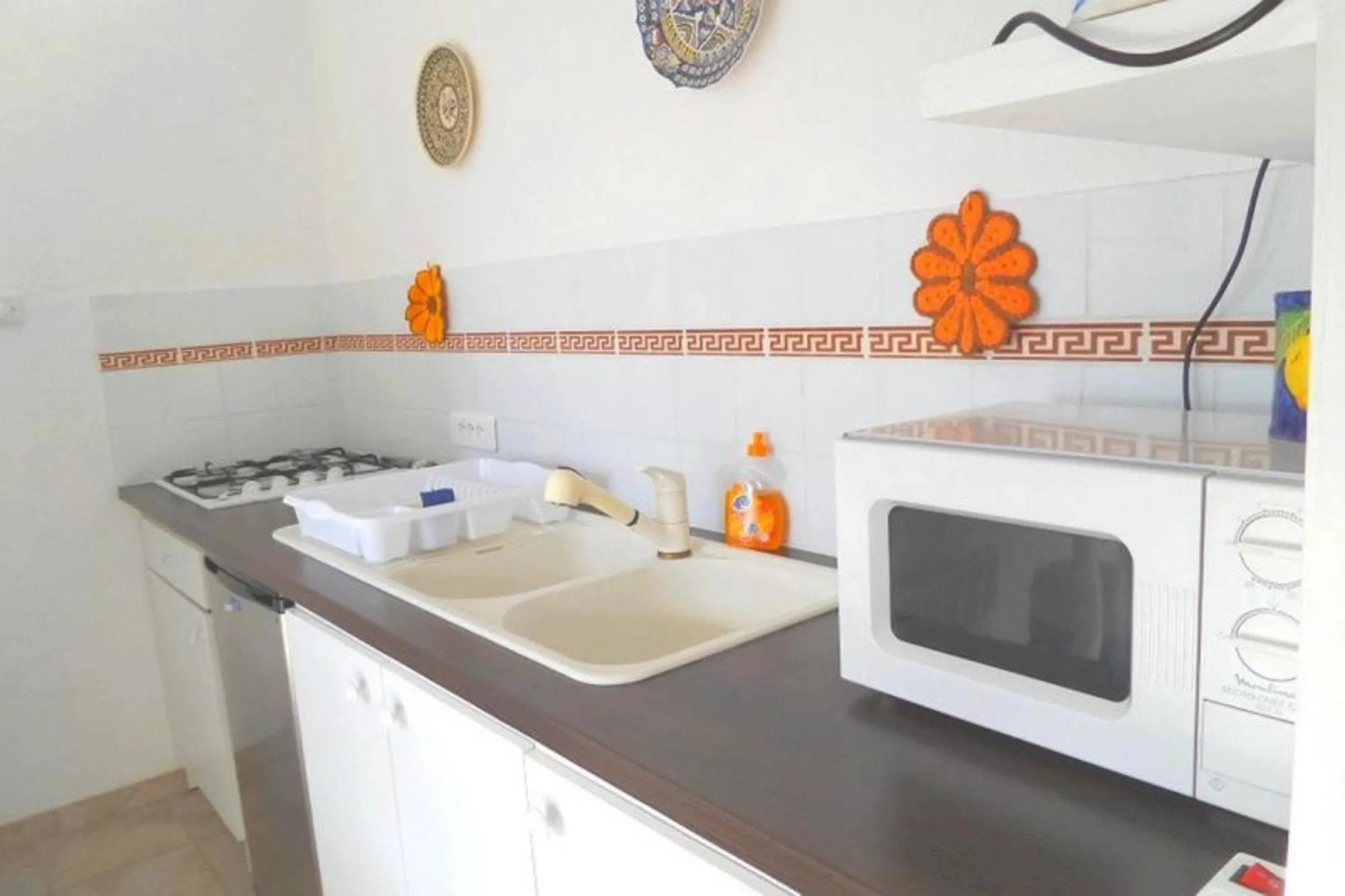 Studio in Cagnes-sur-mer, With Wonderful sea View, Pool Access, Enclos