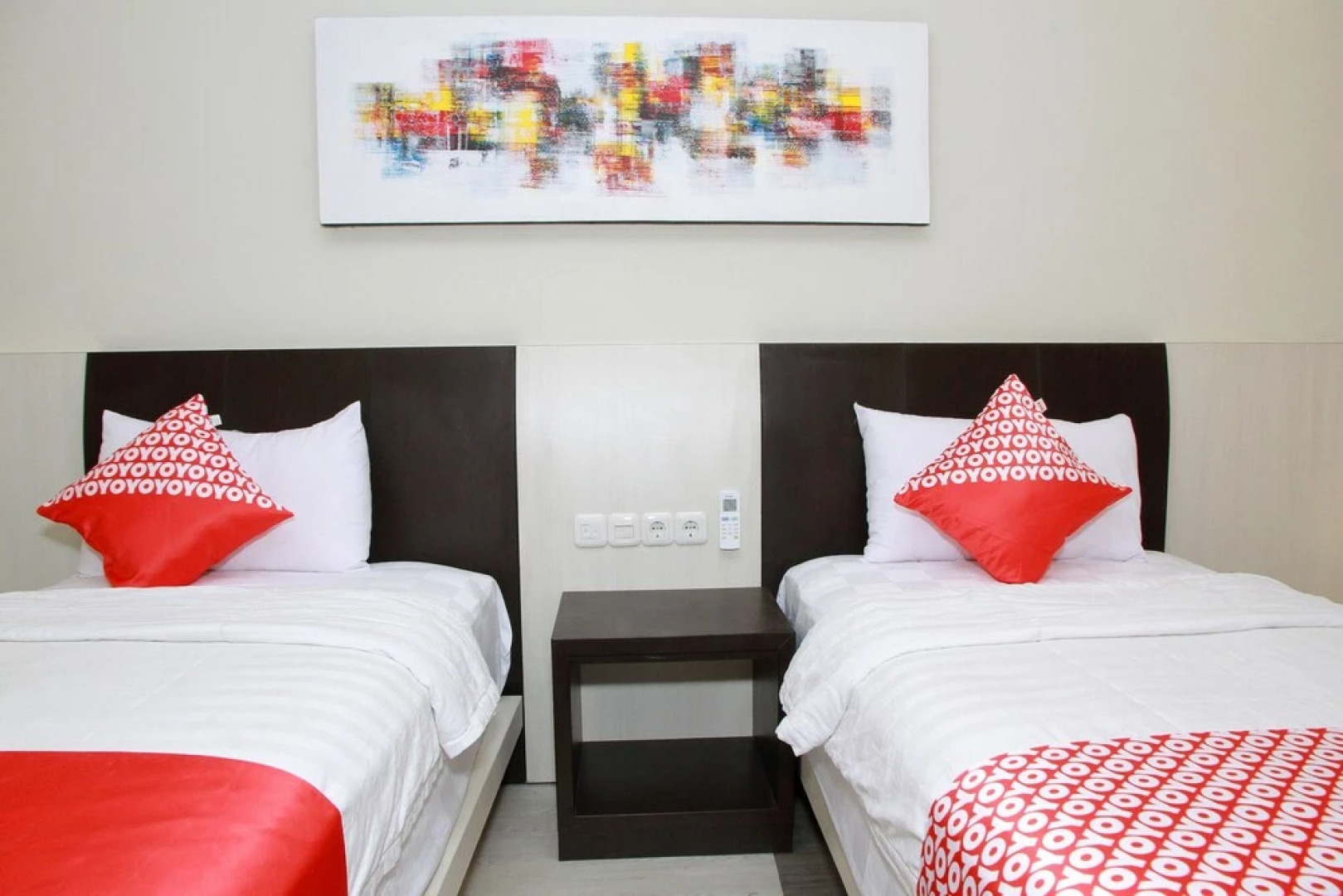 OYO 1656 Parama Su Hotel