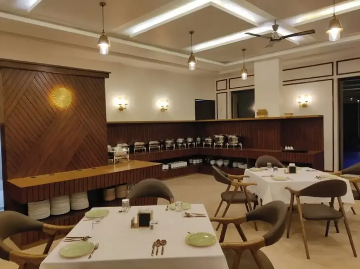 Bindiga Peak Resorts