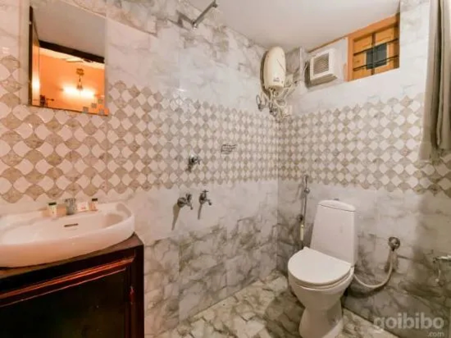 OYO 12906 Central Inn