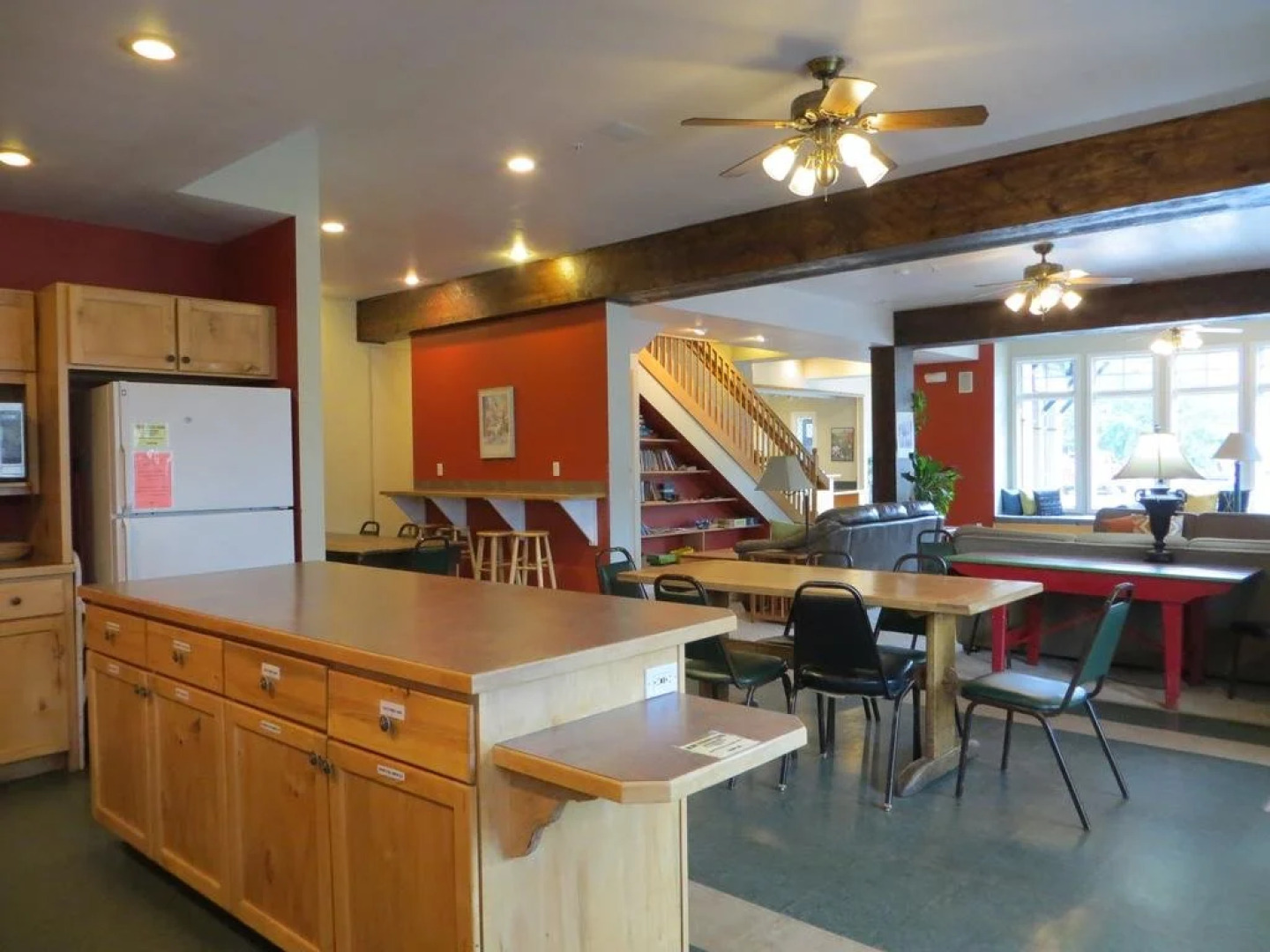 Crested Butte Lodge and Hostel