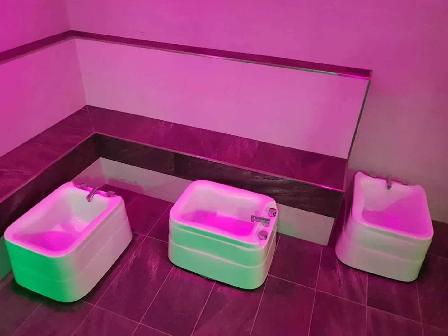 Ruhr Inn Hotel & Hostel