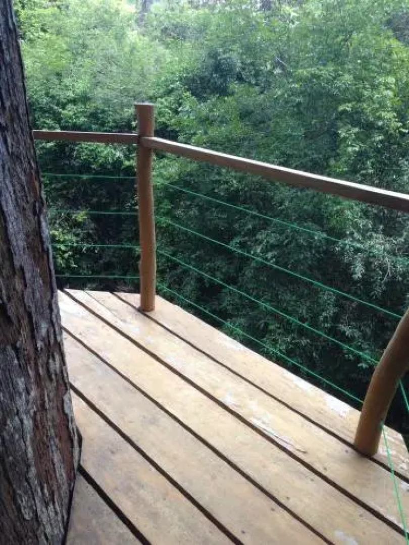 Treehouse, Travellers Hideout