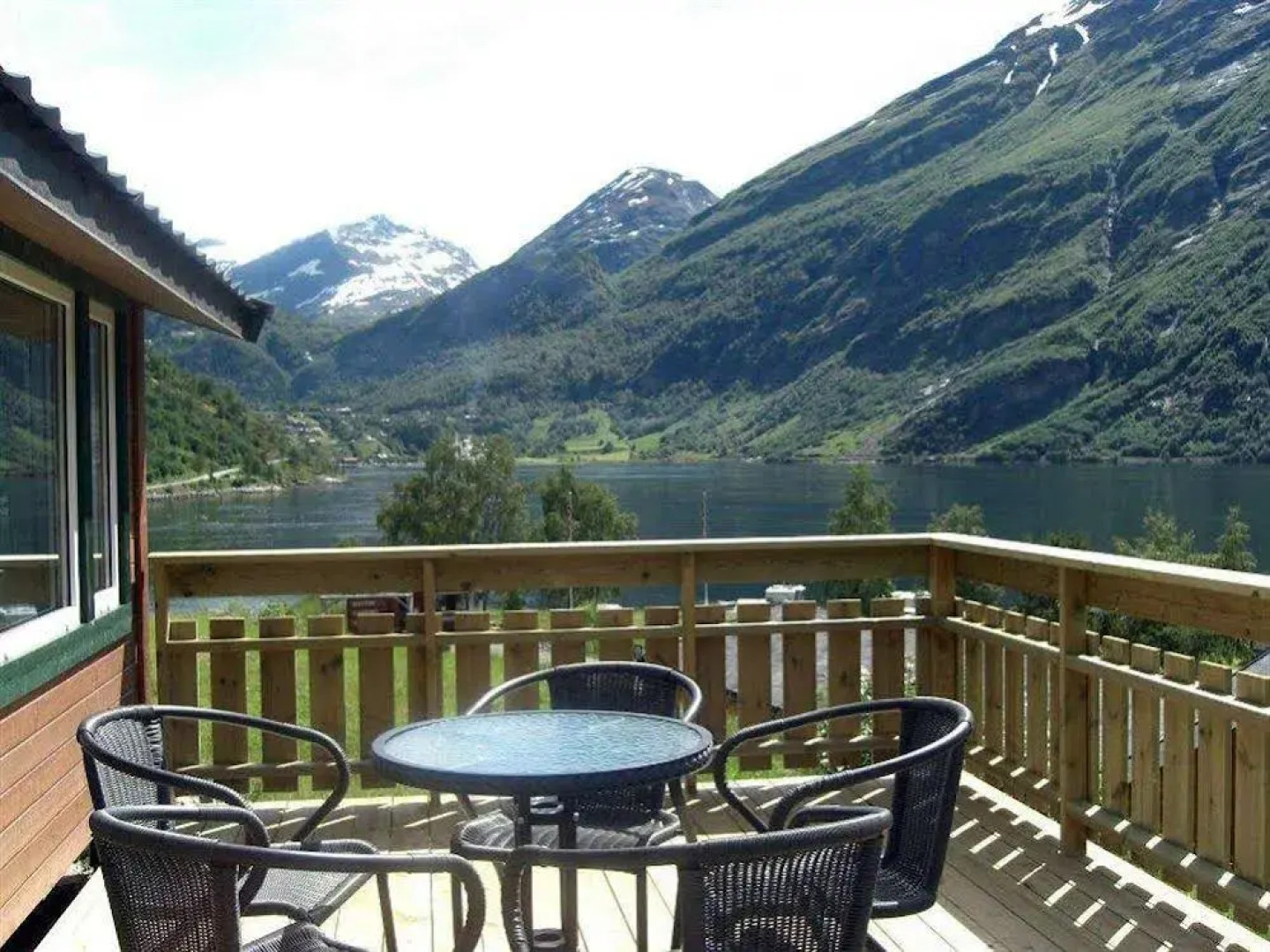 Grande Hytteutleige og Camping