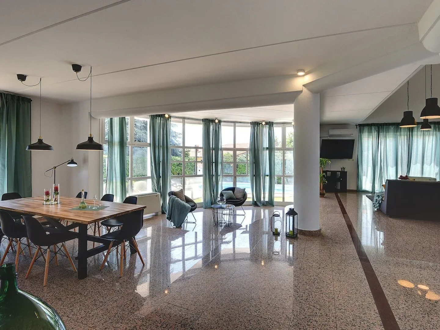 Villa in Medulin With Garden, Private Pool and Sauna Near the Center