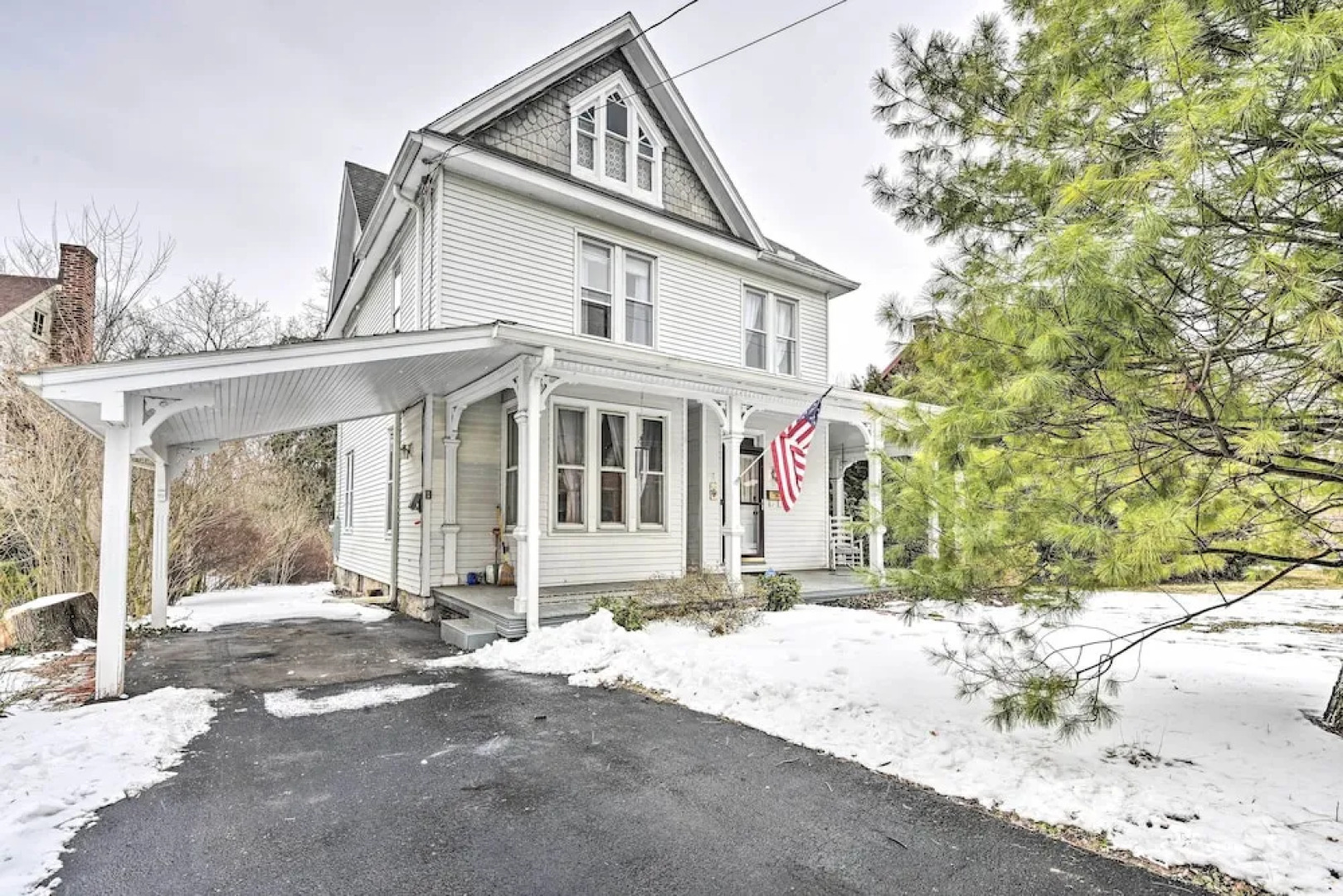 Spacious Getaway: 7 Mi to Whitetail Slopes!