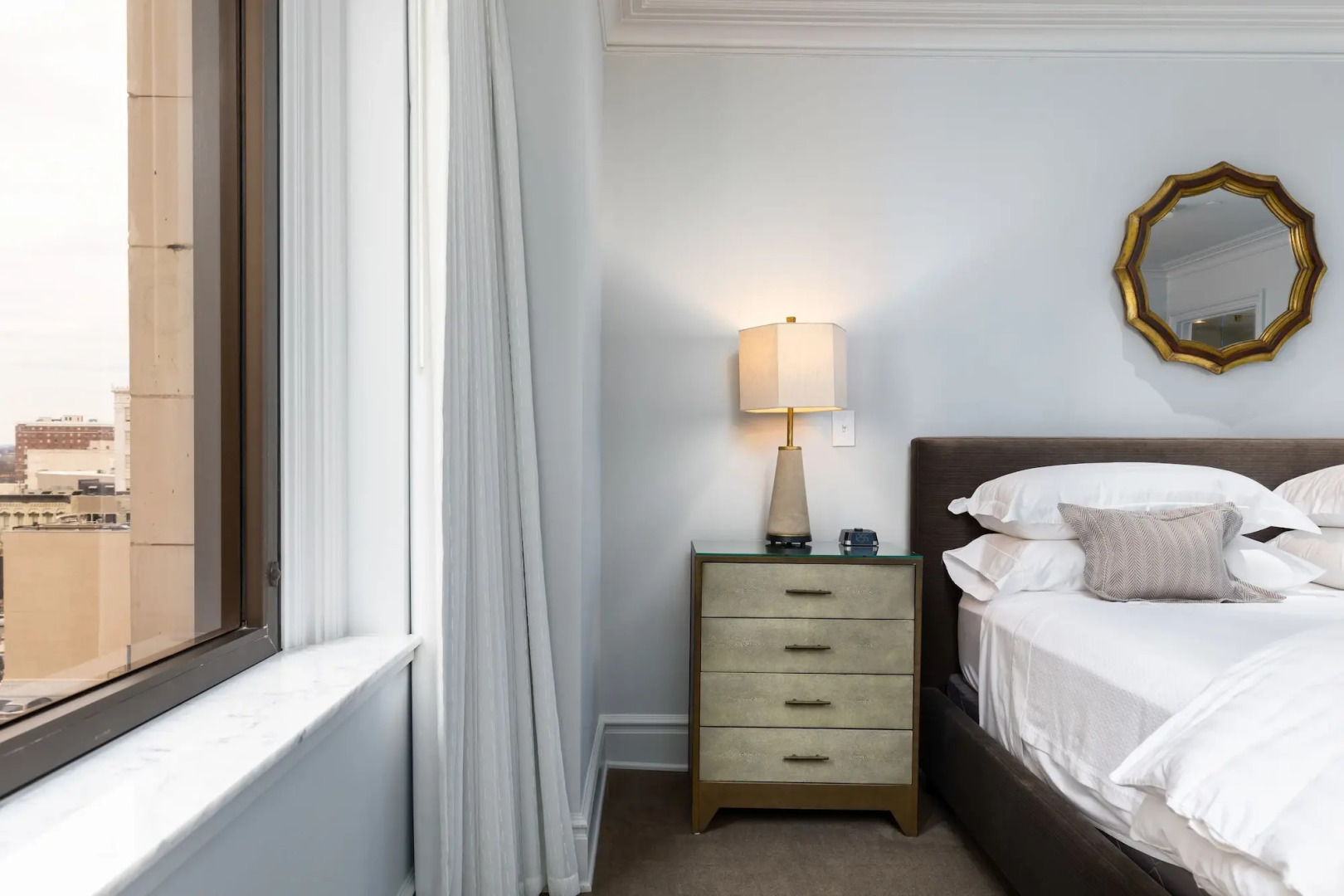 John Hand Club Hotel