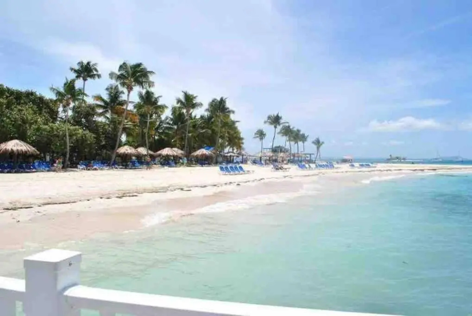 Blue Marine Apartment