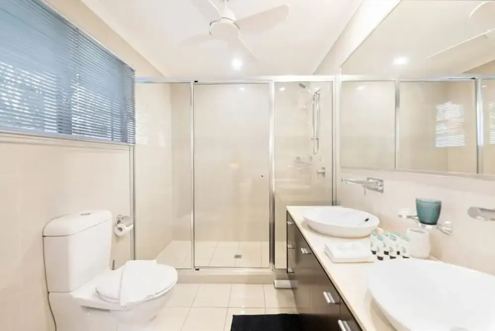 Zen Saltwater Retreat Balcony Pool Seaview