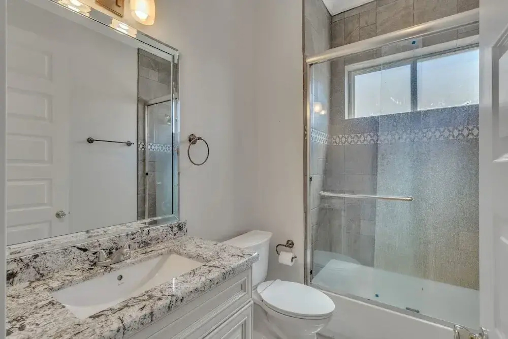 Charming 2 Story Retreat 2 Bedroom Home by RedAwning