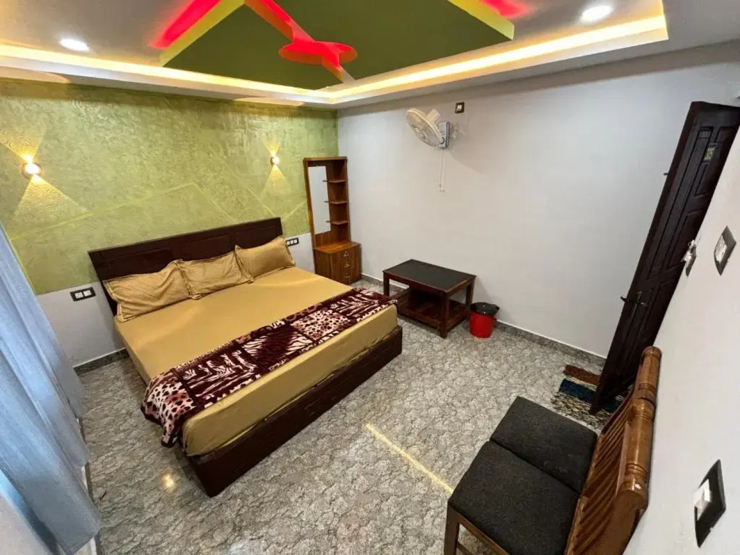 Mountainmist Residency