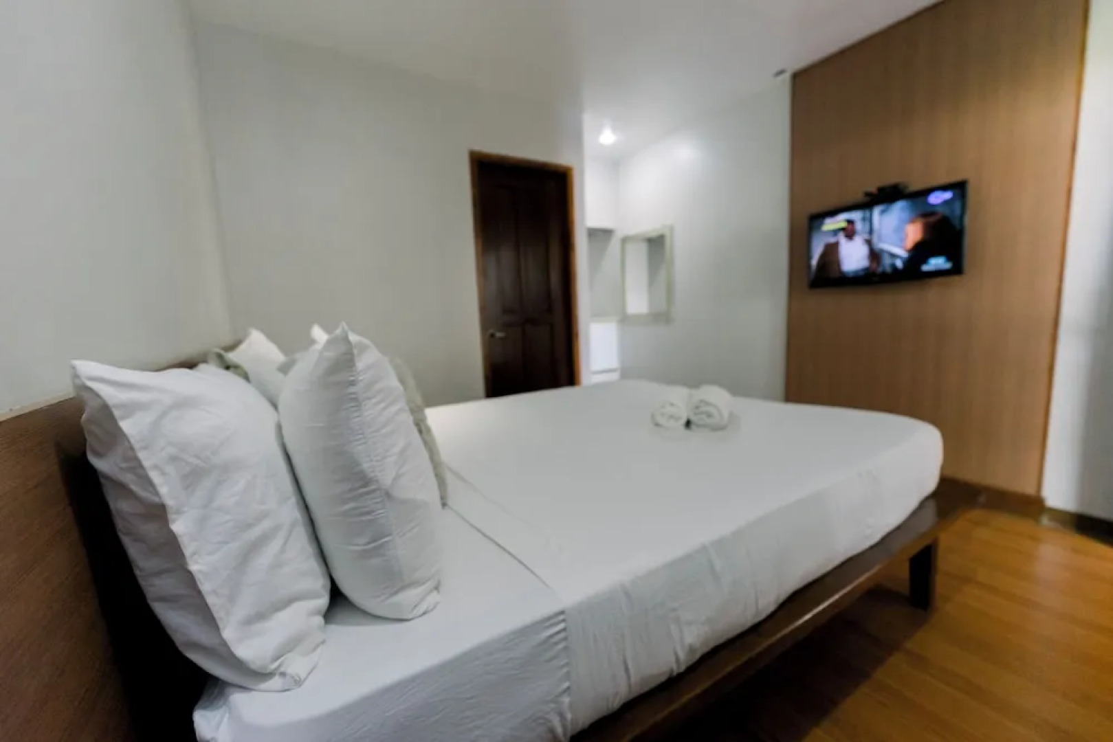 Madonna Hometel and Suites