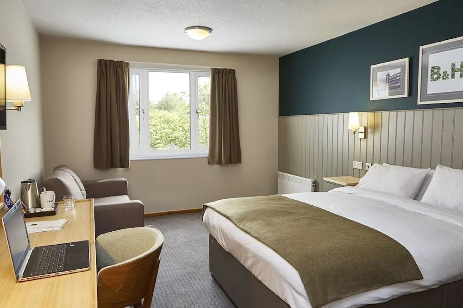 The Boat & Horses Inn