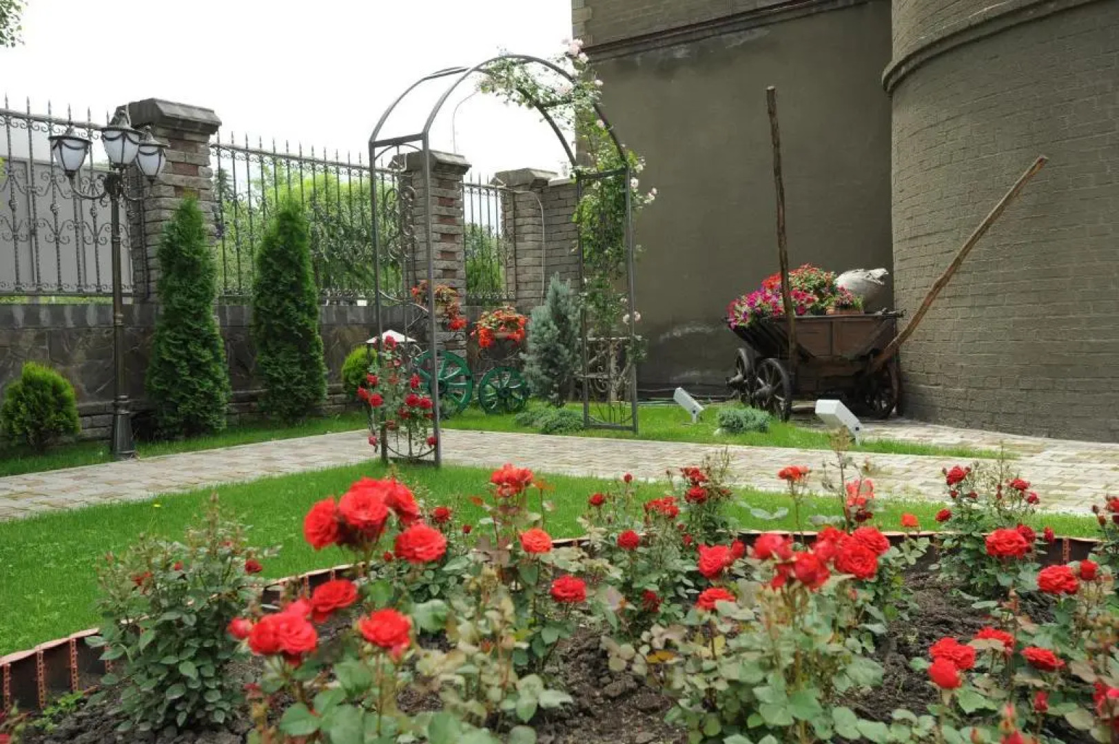 Старый двор