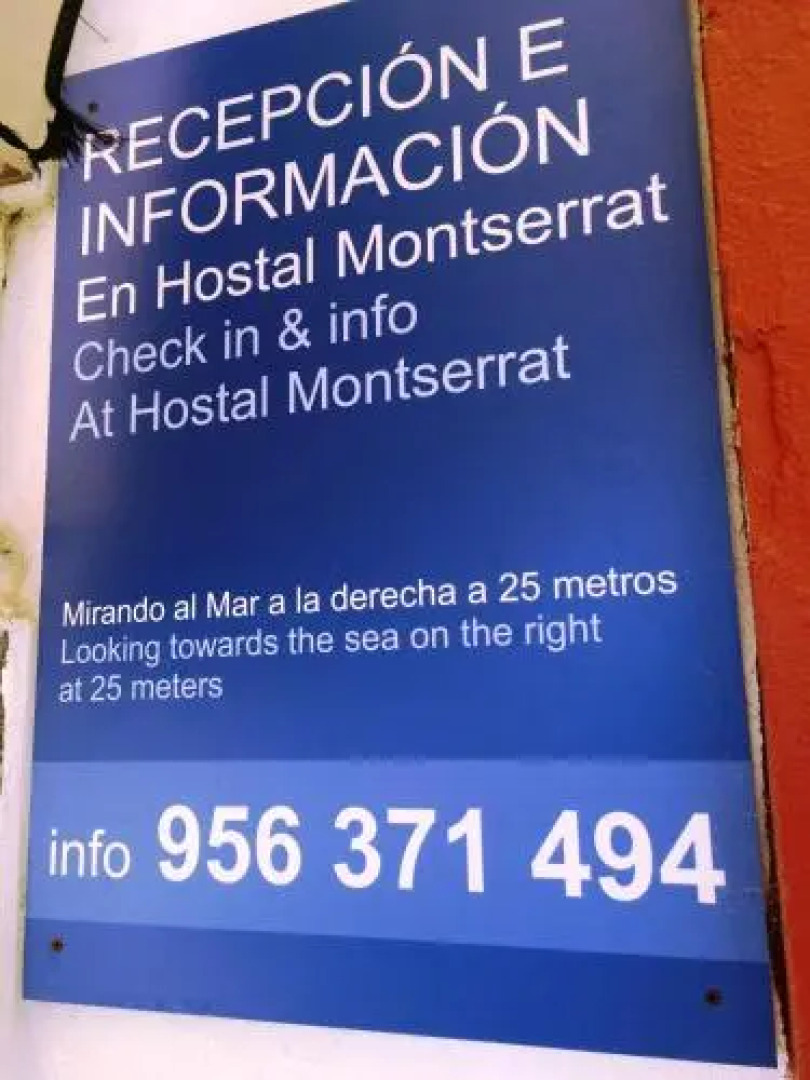 Hostal Rompeolas