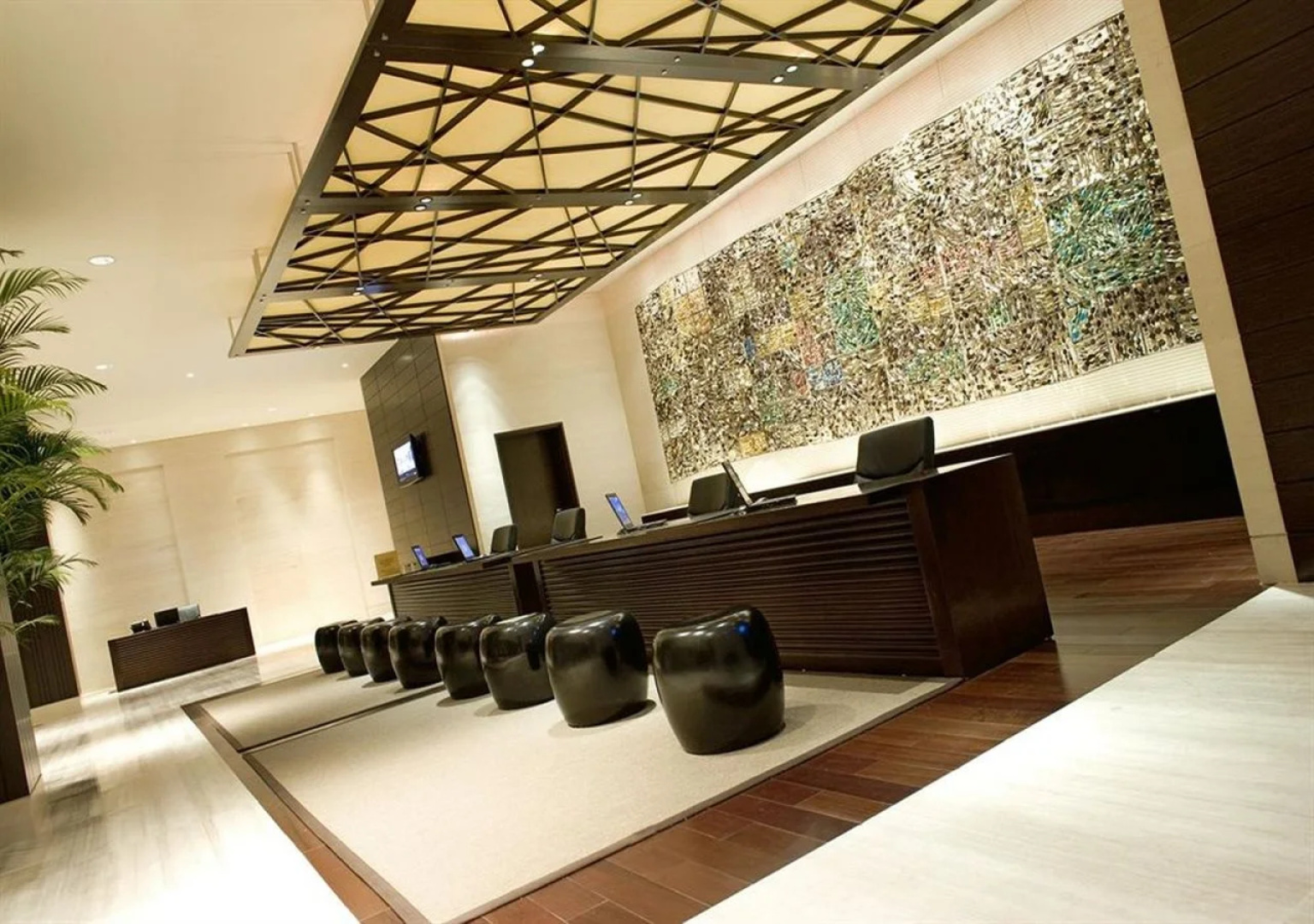Le Meridien Shimei Bay Beach Resort & Spa