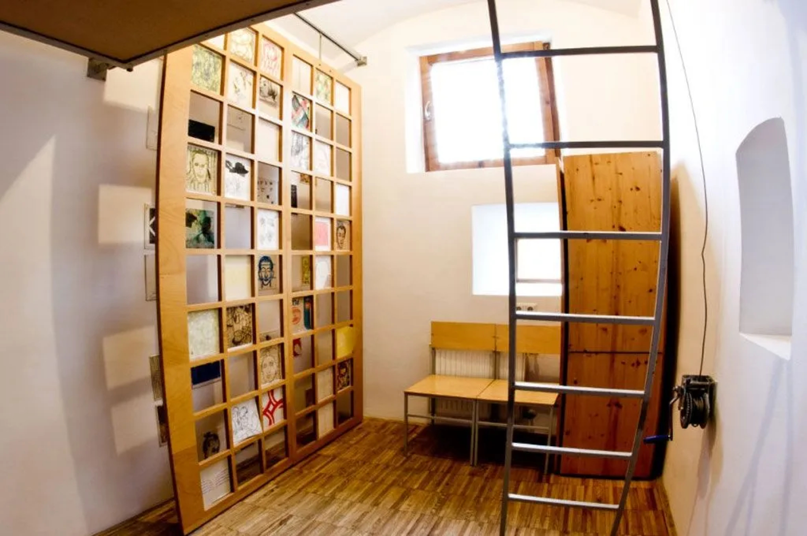 Hostel Javni Zavod Mekinjski Samostan