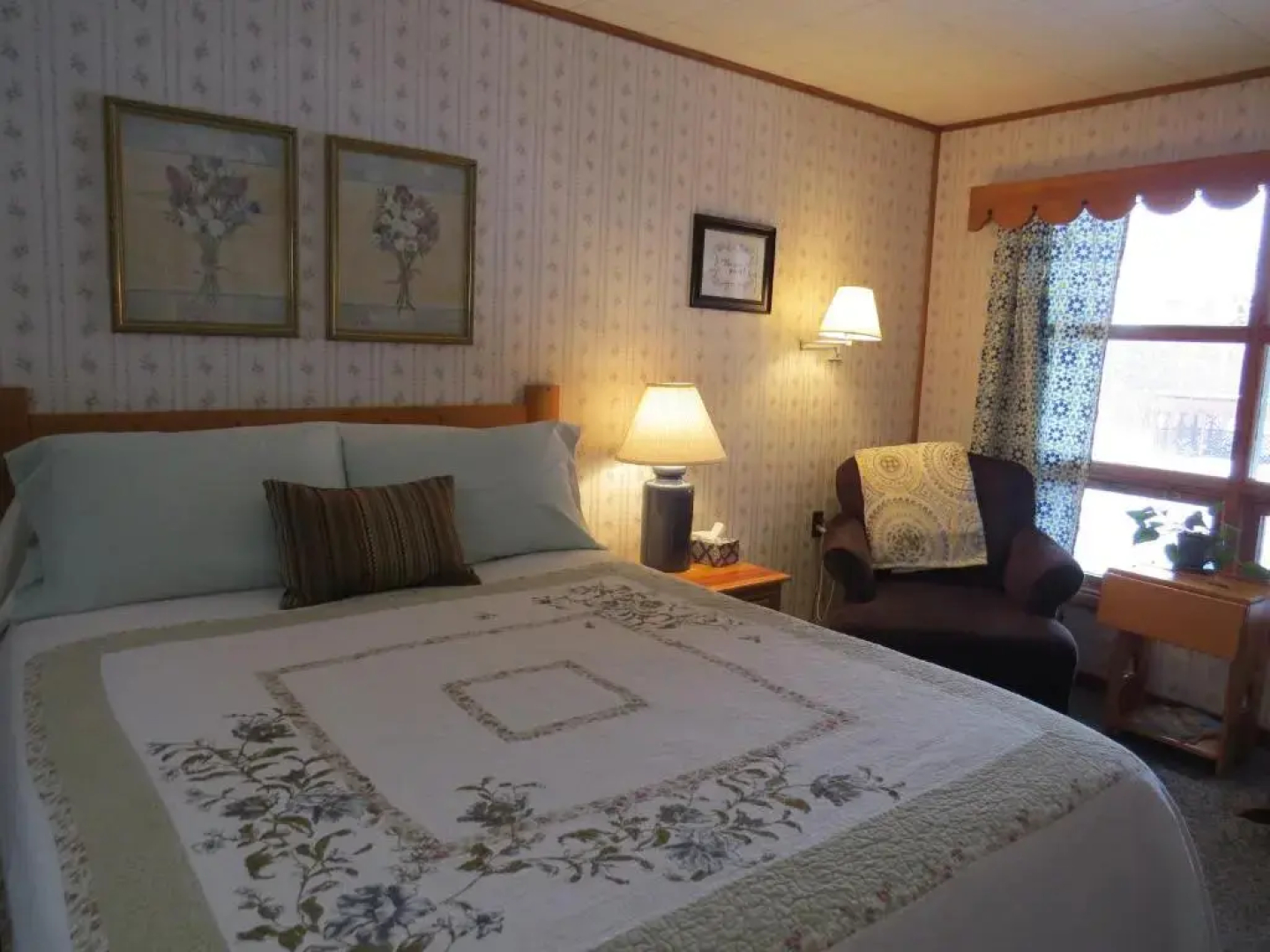 The Pines Country Inn