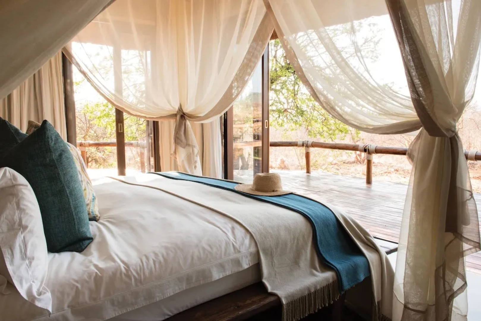 Madikwe Hills Private Game Lodge
